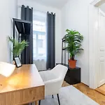 Rentero Apartment, 10 Minutes Wenceslas Square, * Prague