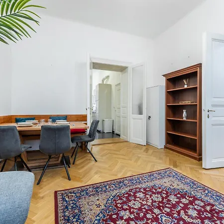 Apartment Rentero Apartment, 10 Minutes Wenceslas Square, Prague