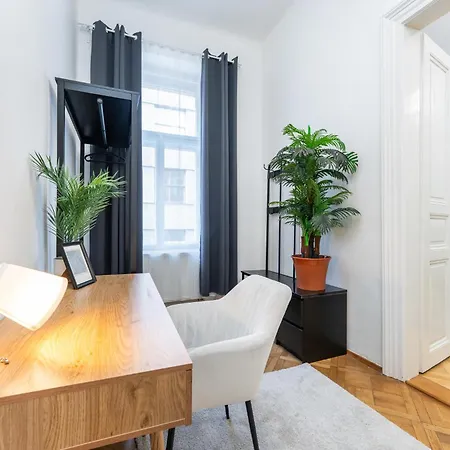 Rentero Apartment, 10 Minutes Wenceslas Square, * Prag