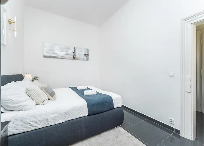 公寓 Rentero Apartment, 10 Minutes Wenceslas Square, *